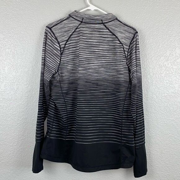 Kirkland Signature Ladies' 1/4 Zip Mock Neck Zip Up Pullover XL - Picture 2 of 6